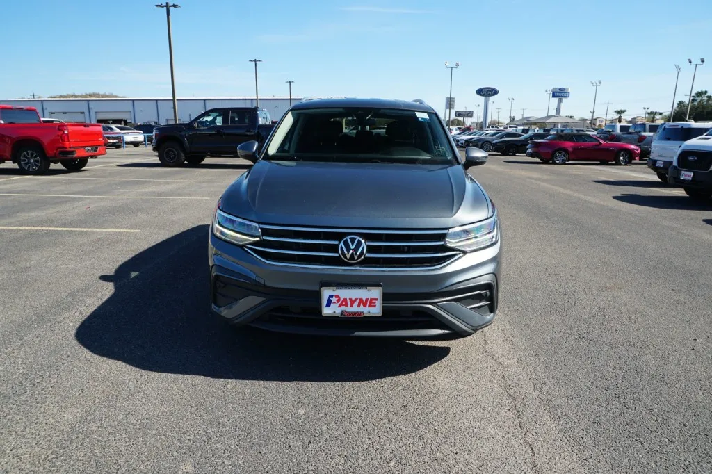 2024 Volkswagen Tiguan SE 2024 Volkswagen Tiguan SE