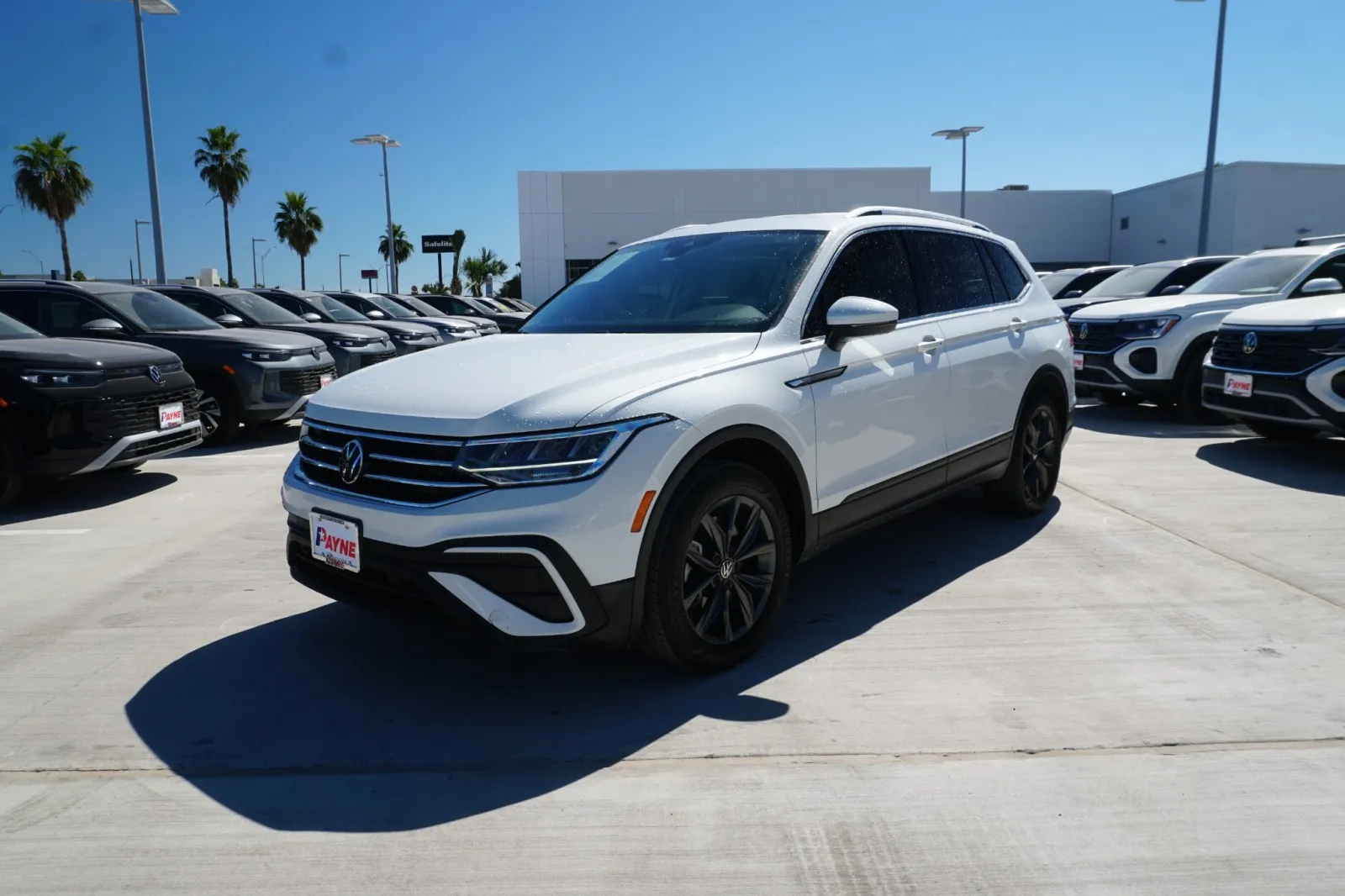 2023 Volkswagen Tiguan SE