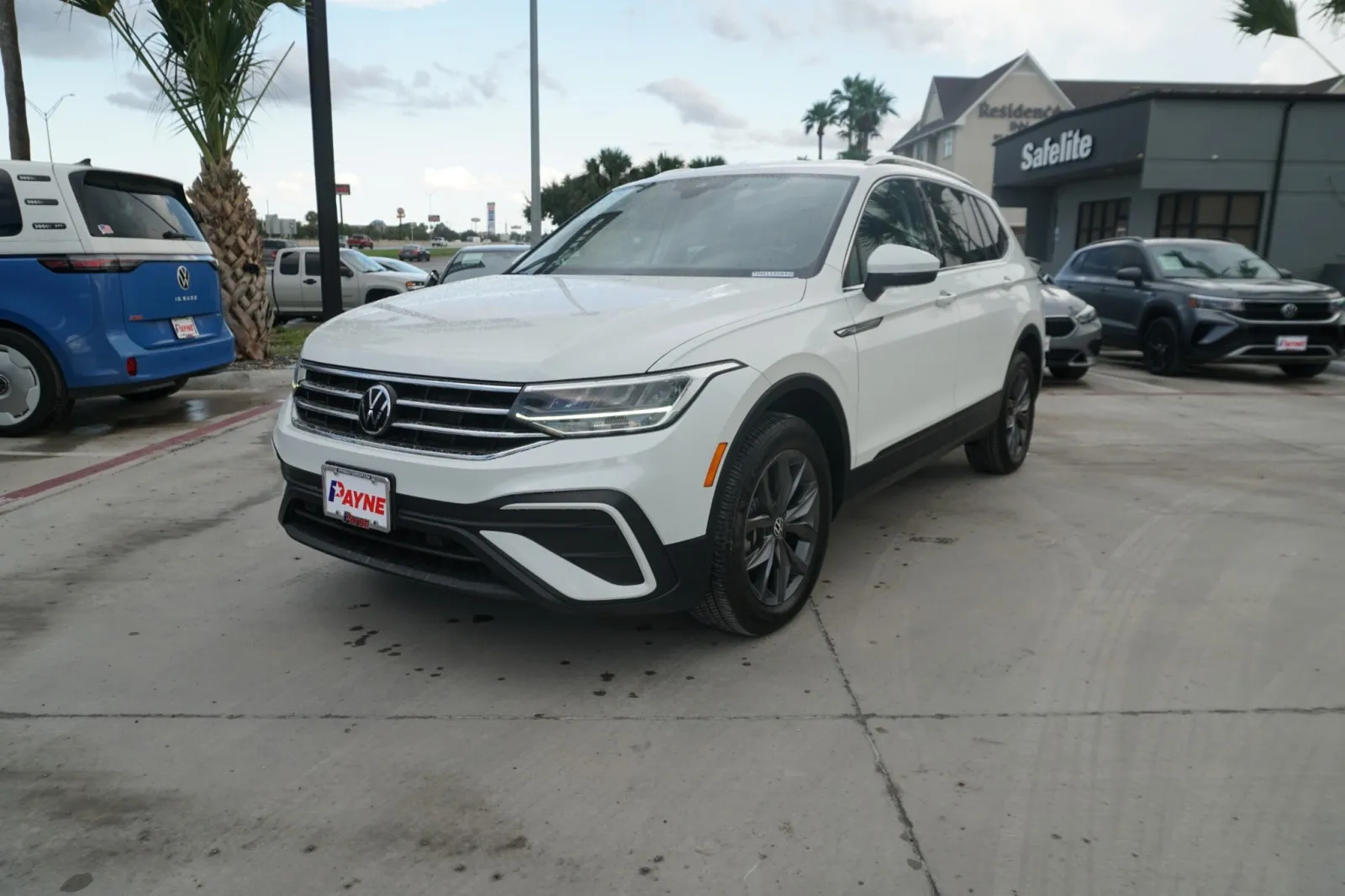 2023 Volkswagen Tiguan SE