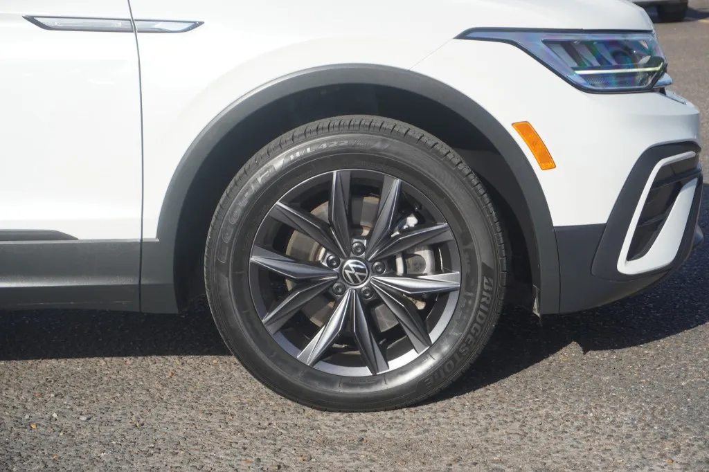 2023 Volkswagen Tiguan SE