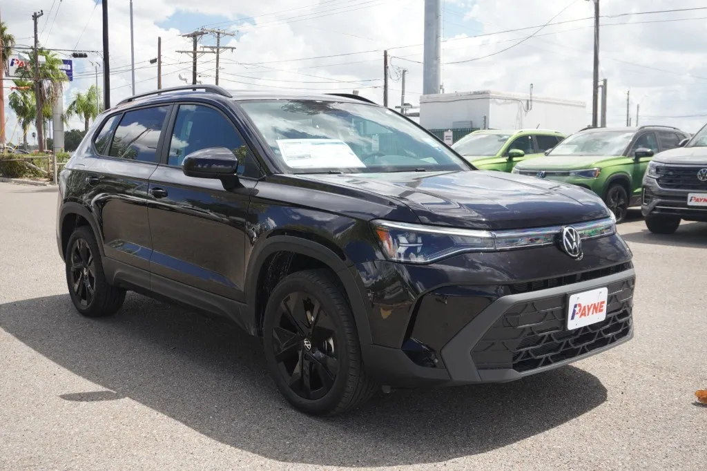 2027 Volkswagen Taos SE Black 2027 Volkswagen Taos SE Black