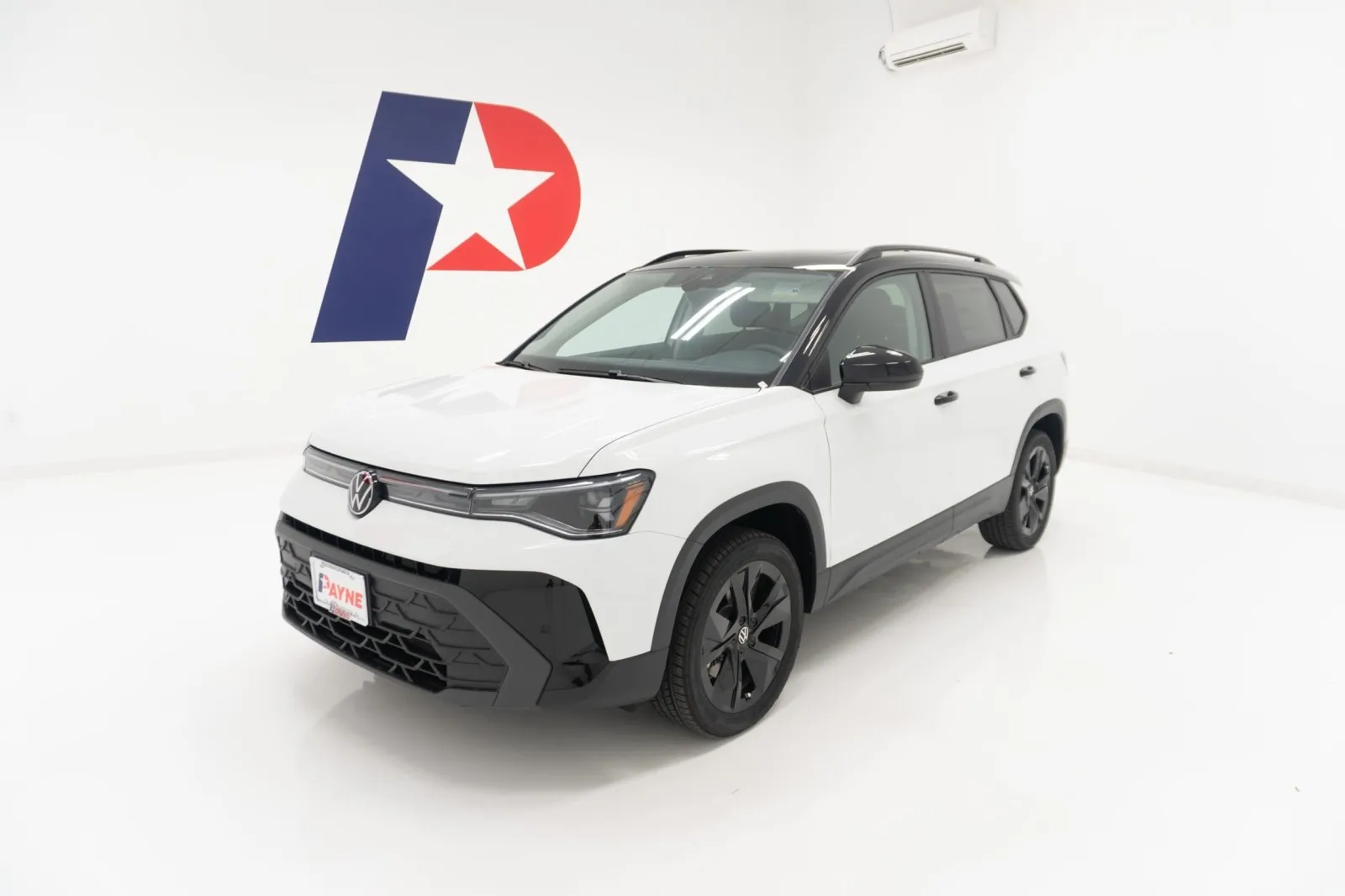 2027 Volkswagen Taos SE Black