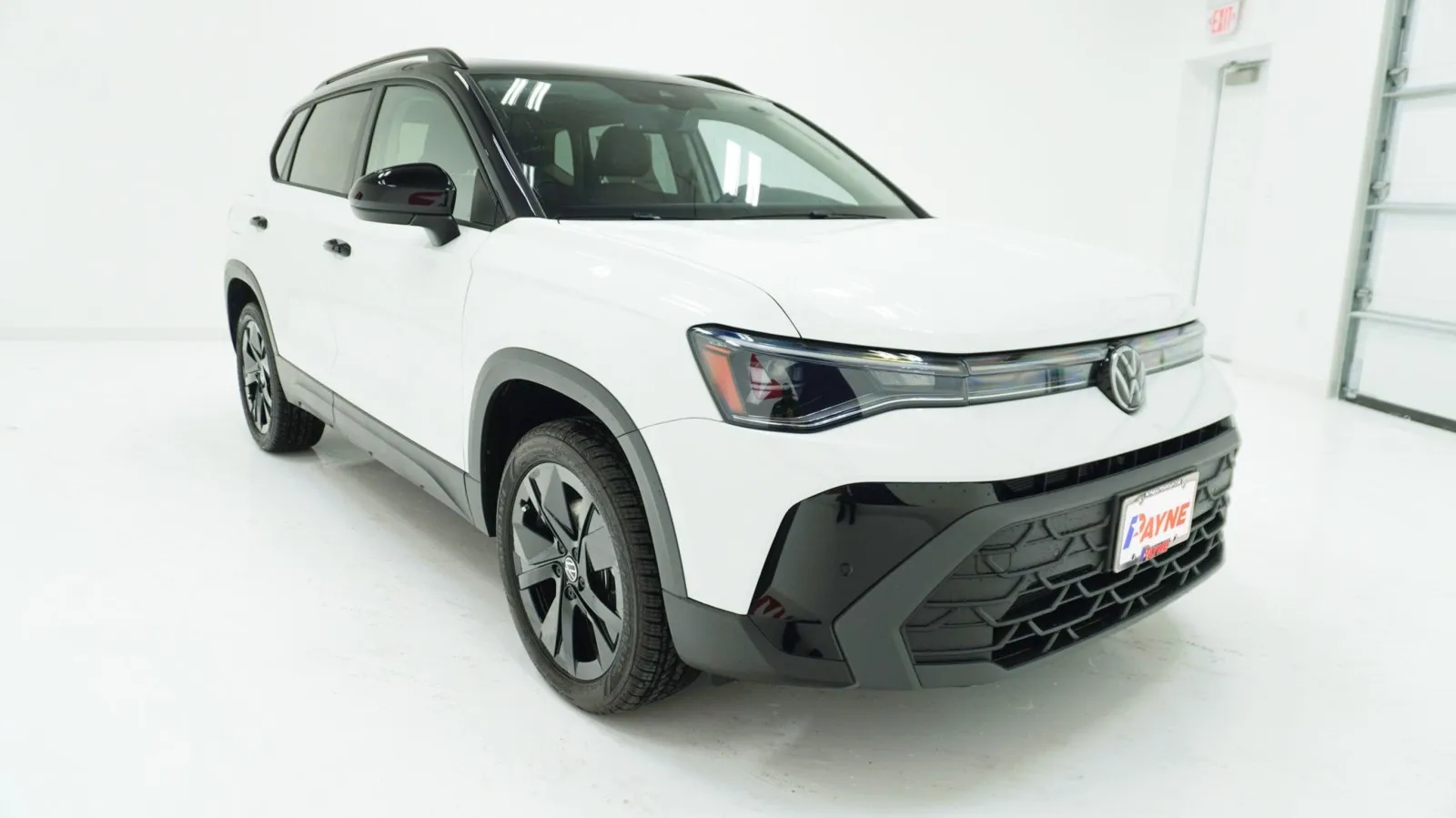 2027 Volkswagen Taos SE Black