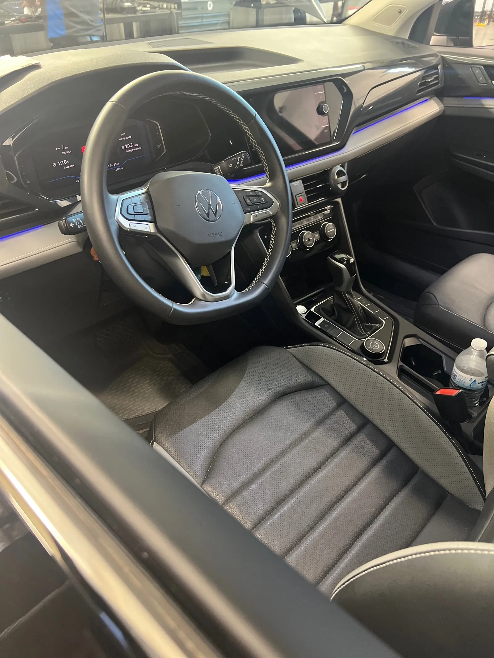 2024 Volkswagen Taos SEL