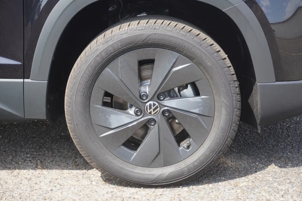 2026 Volkswagen Taos S