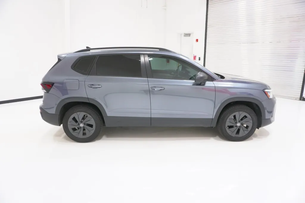 2025 Volkswagen Taos S