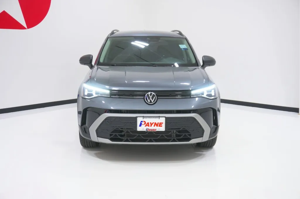 2025 Volkswagen Taos S