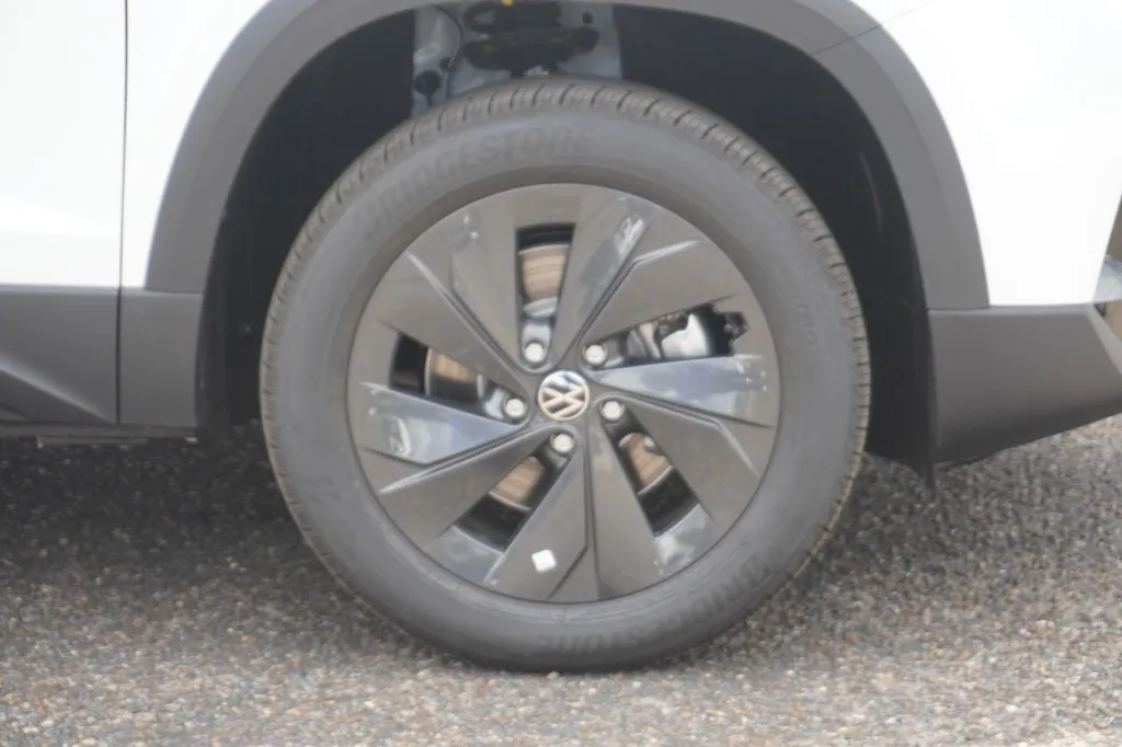 2026 Volkswagen Taos S
