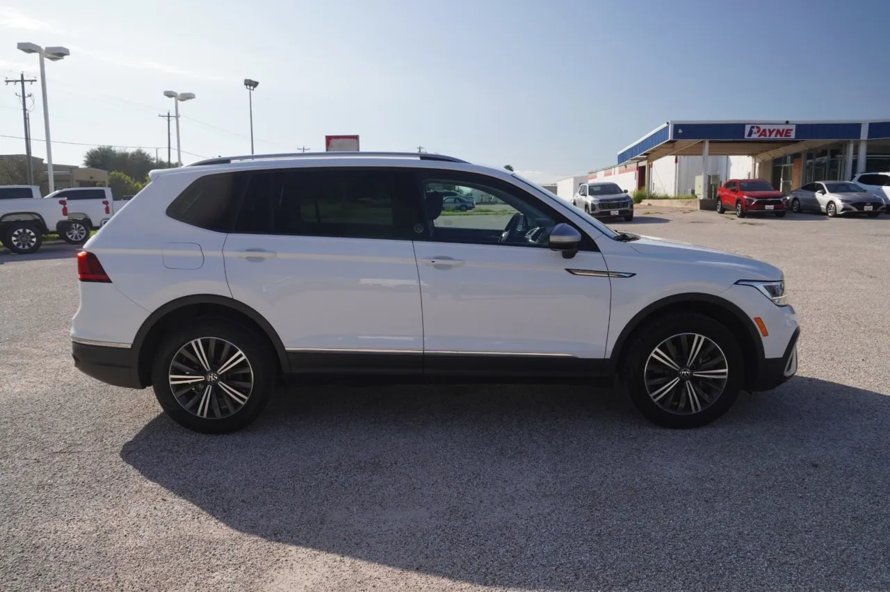 2024 Volkswagen Tiguan Wolfsburg Edition 2024 Volkswagen Tiguan Wolfsburg Edition