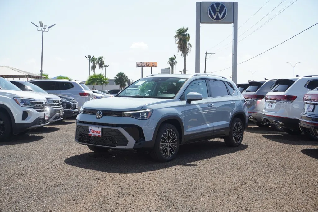 2025 Volkswagen Taos SE