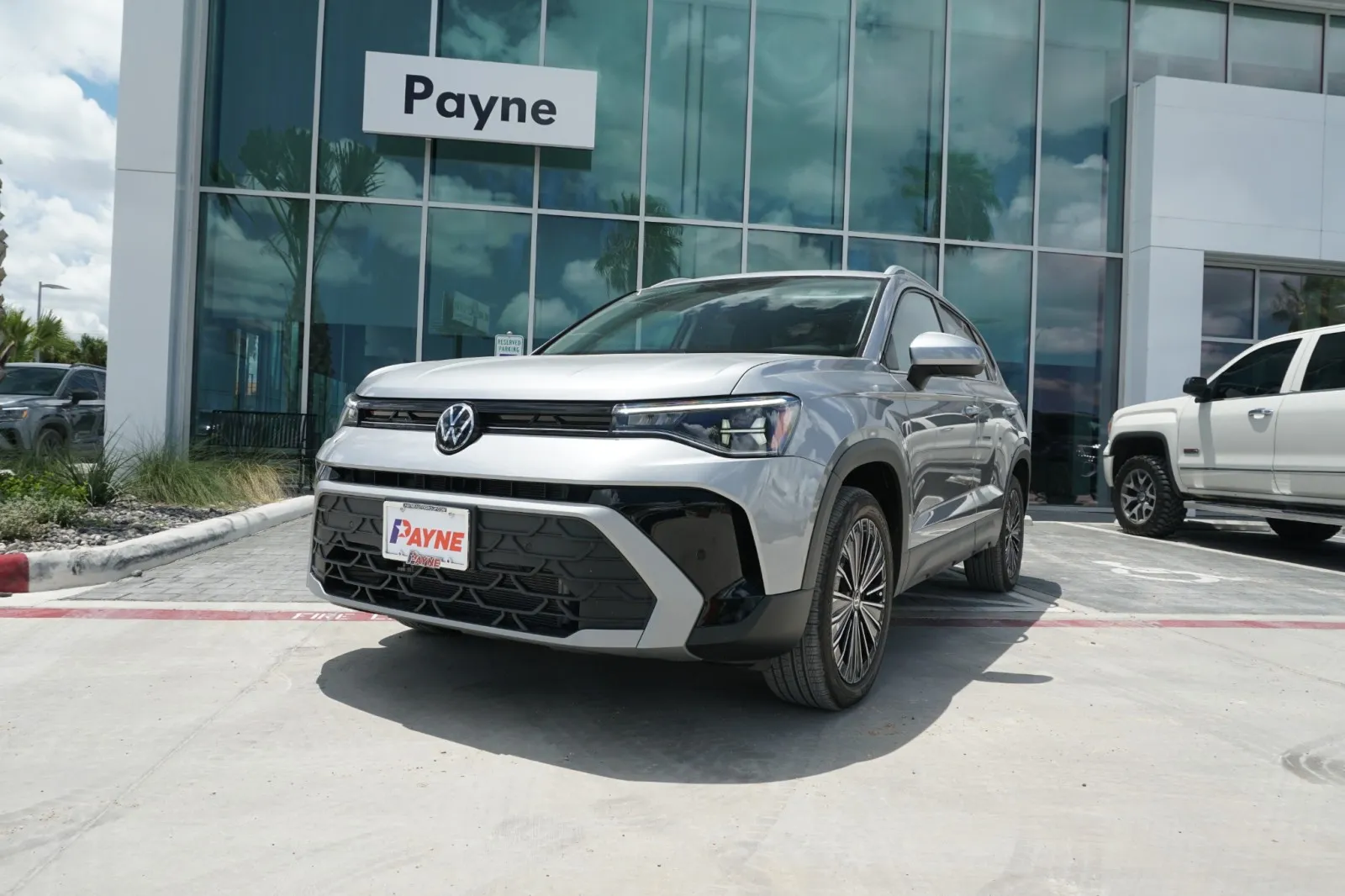 2025 Volkswagen Taos SE