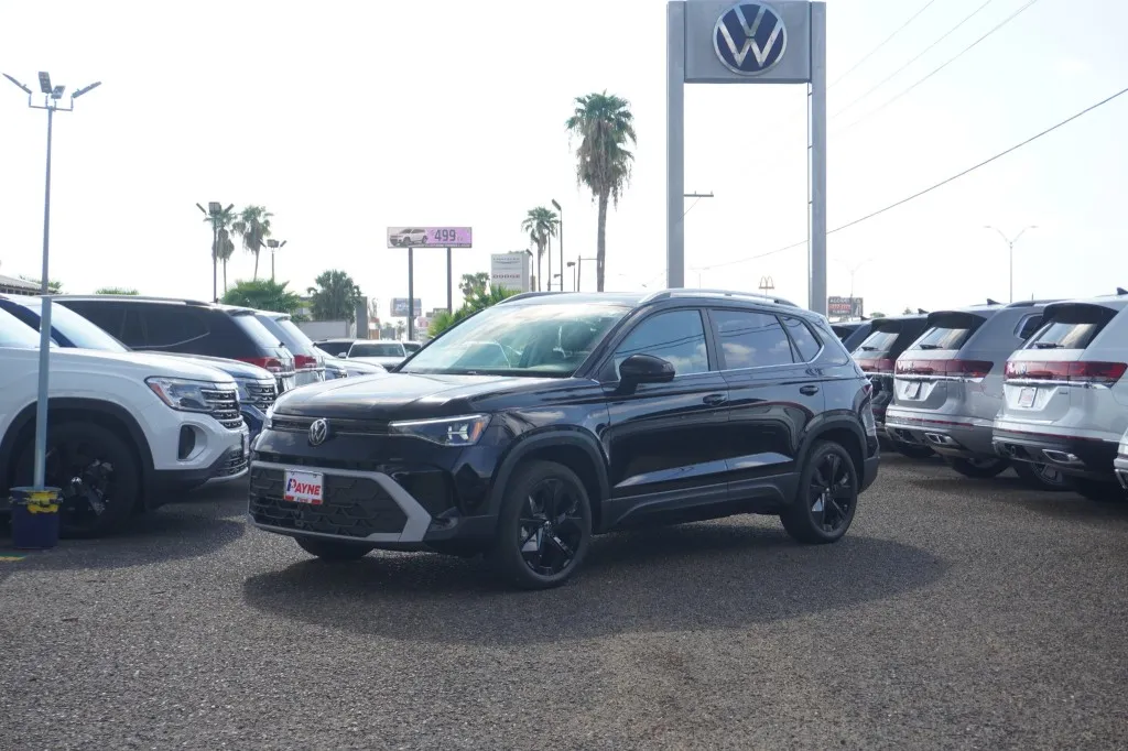 2025 Volkswagen Taos SE