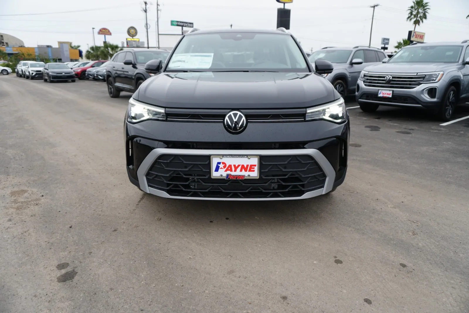 2025 Volkswagen Taos SE