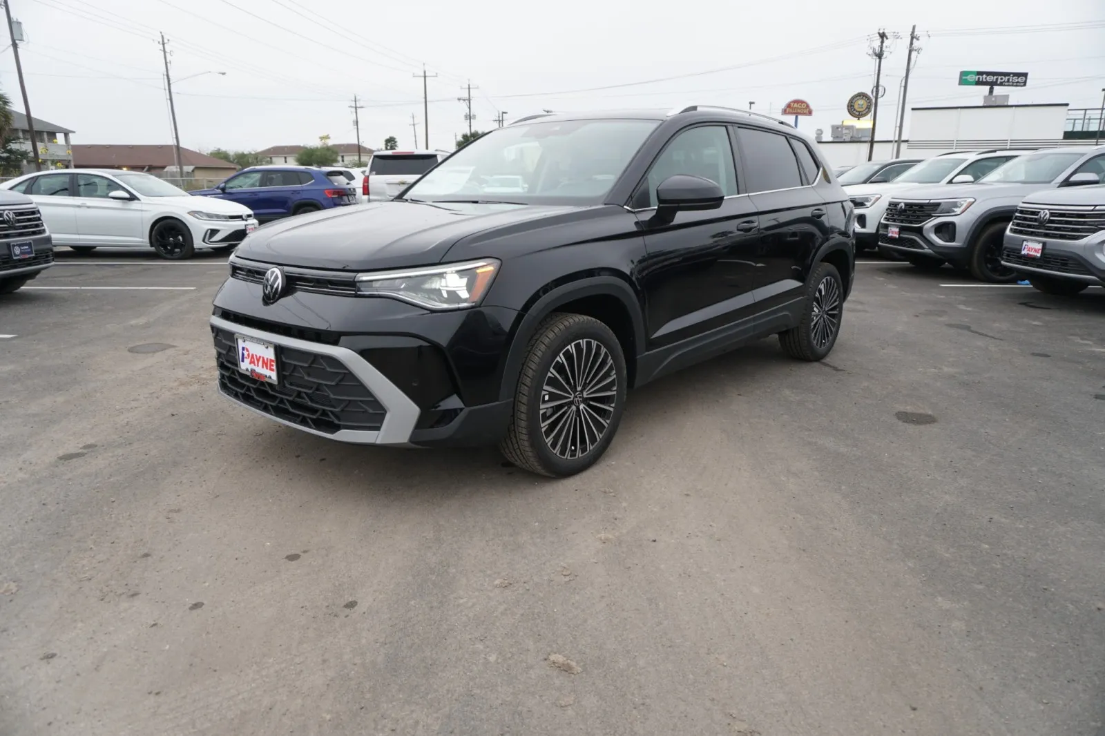 2025 Volkswagen Taos SE