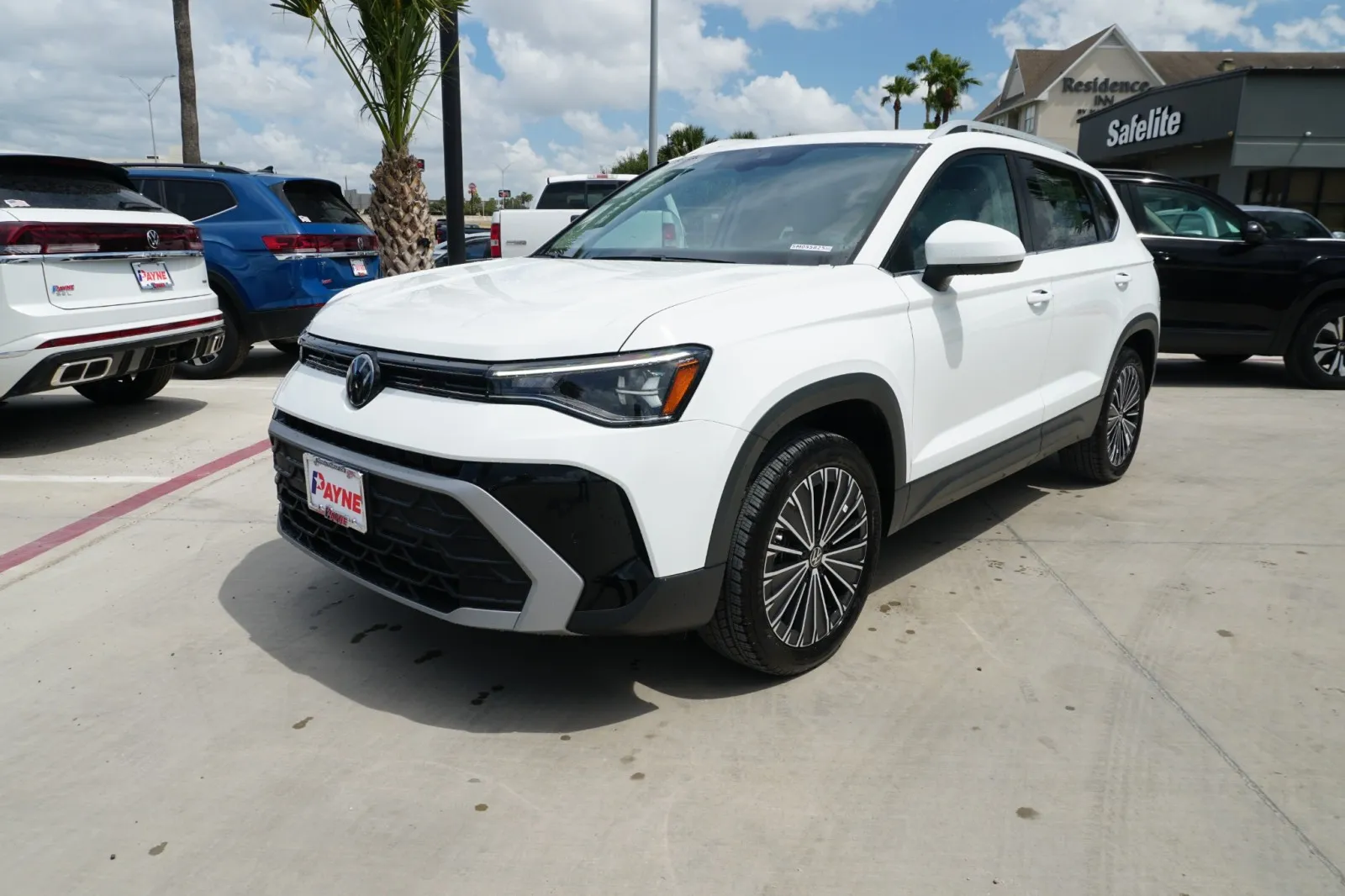 2025 Volkswagen Taos SE