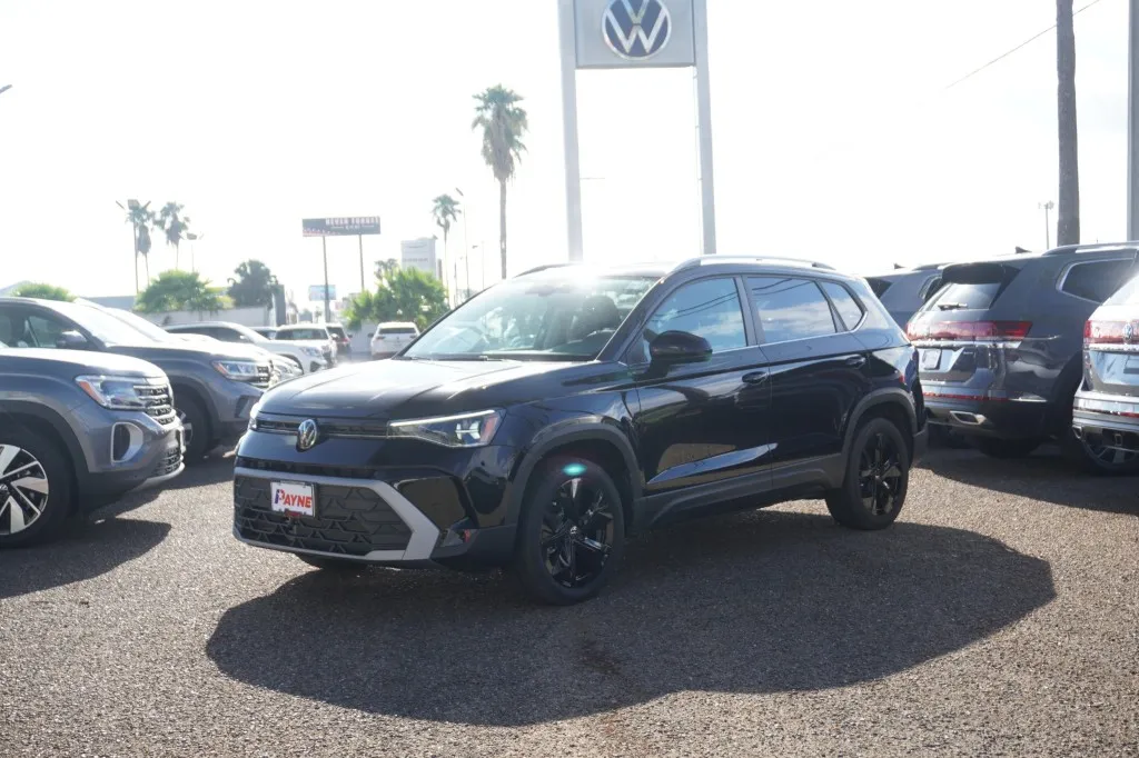 2025 Volkswagen Taos SE