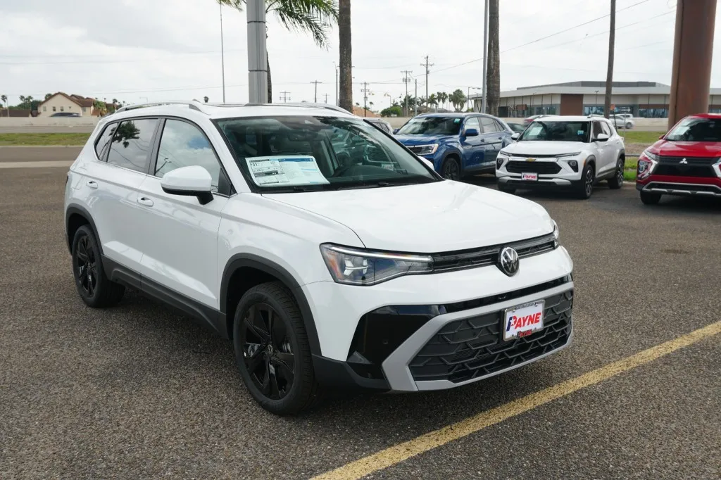 2026 Volkswagen Taos SE