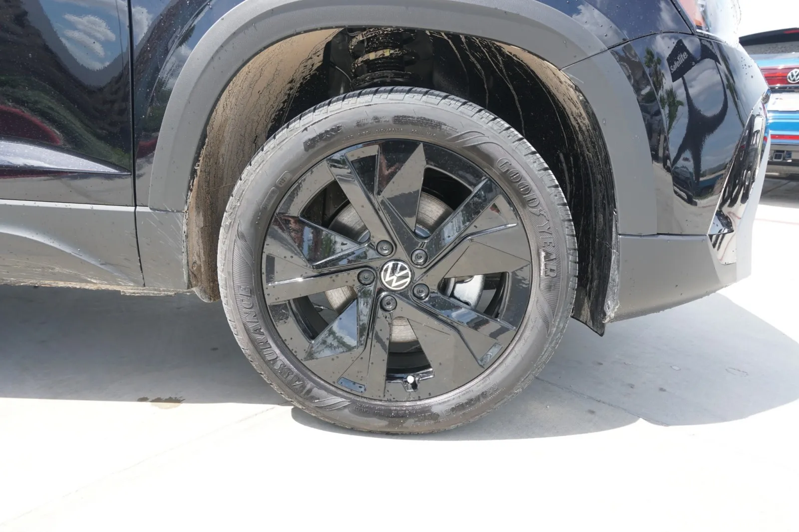 2025 Volkswagen Taos SE