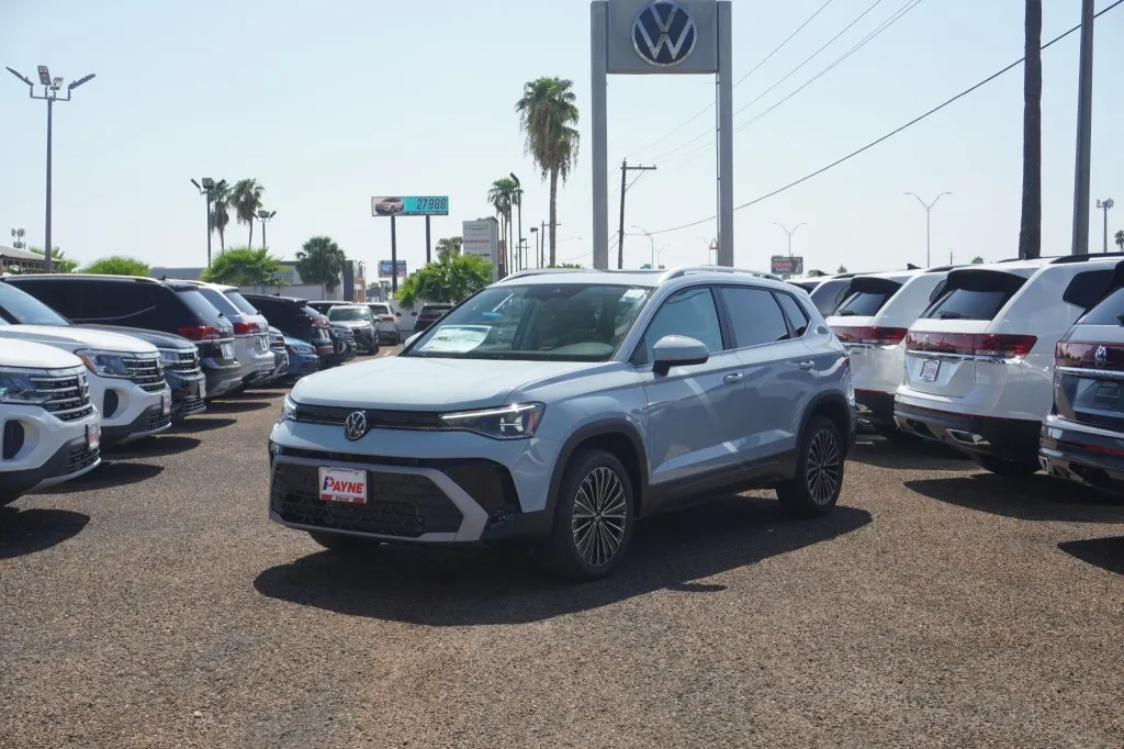 2025 Volkswagen Taos SE