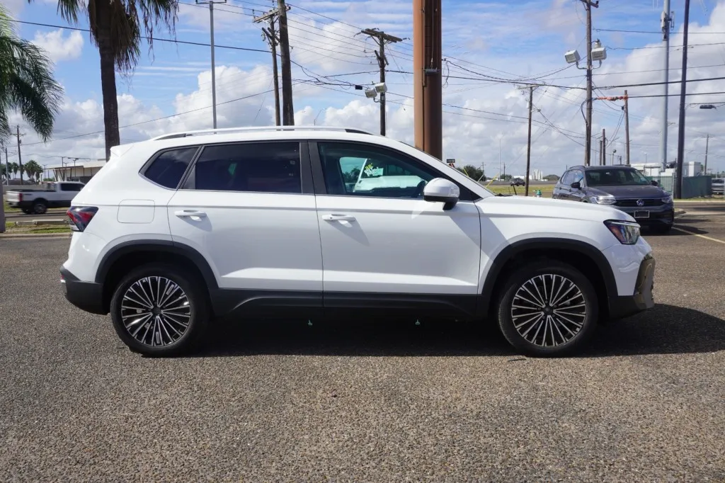 2027 Volkswagen Taos SE 2027 Volkswagen Taos SE