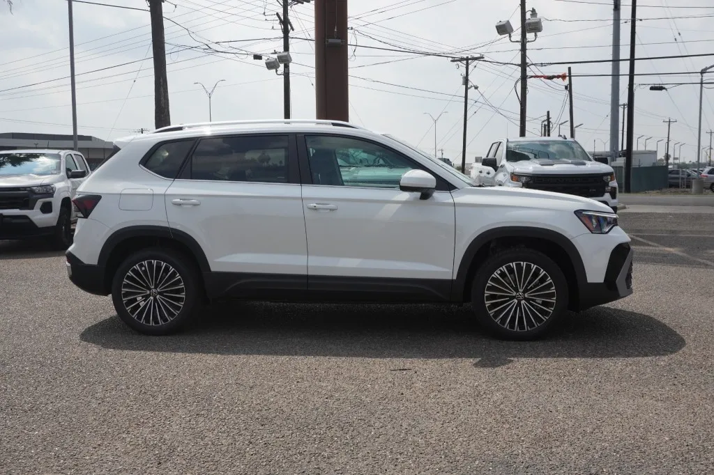 2027 Volkswagen Taos SE 2027 Volkswagen Taos SE
