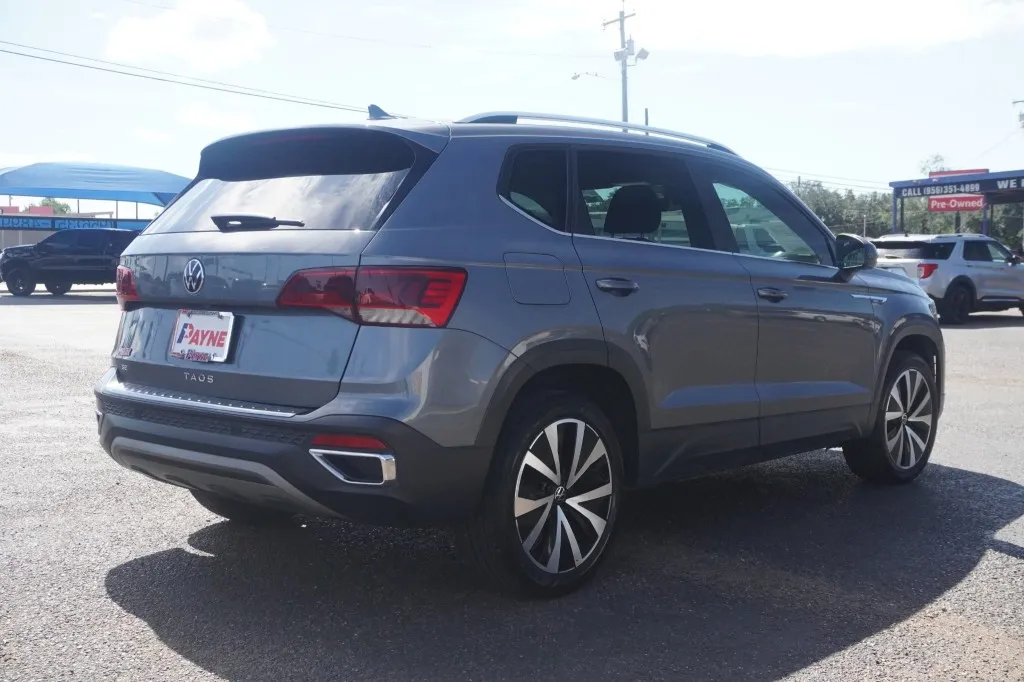2023 Volkswagen Taos SE