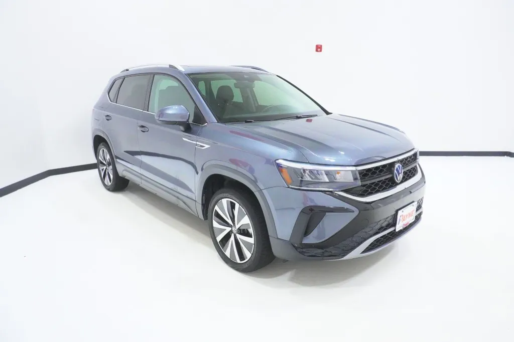 2023 Volkswagen Taos SE