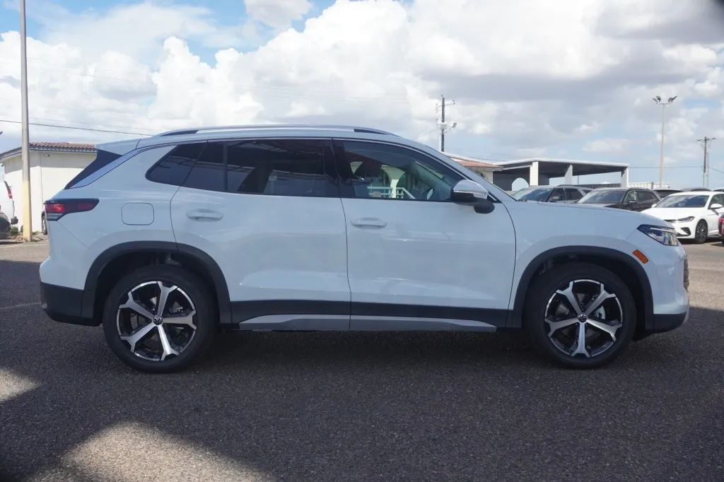 2026 Volkswagen Tiguan SE