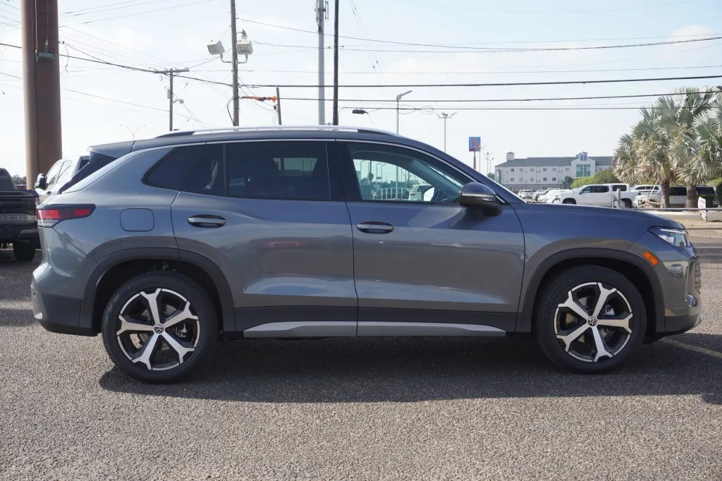 2026 Volkswagen Tiguan SE