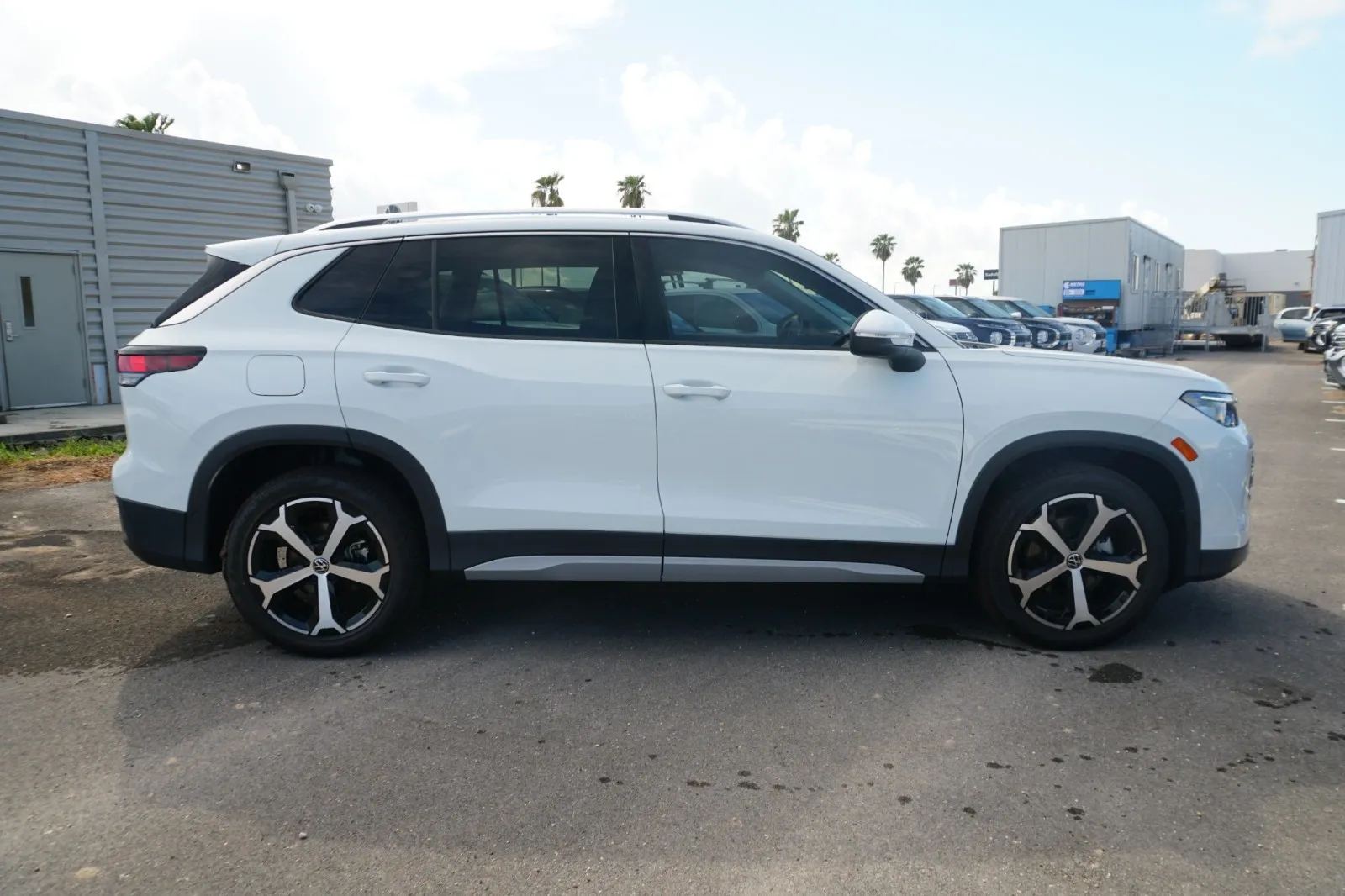 2026 Volkswagen Tiguan SE