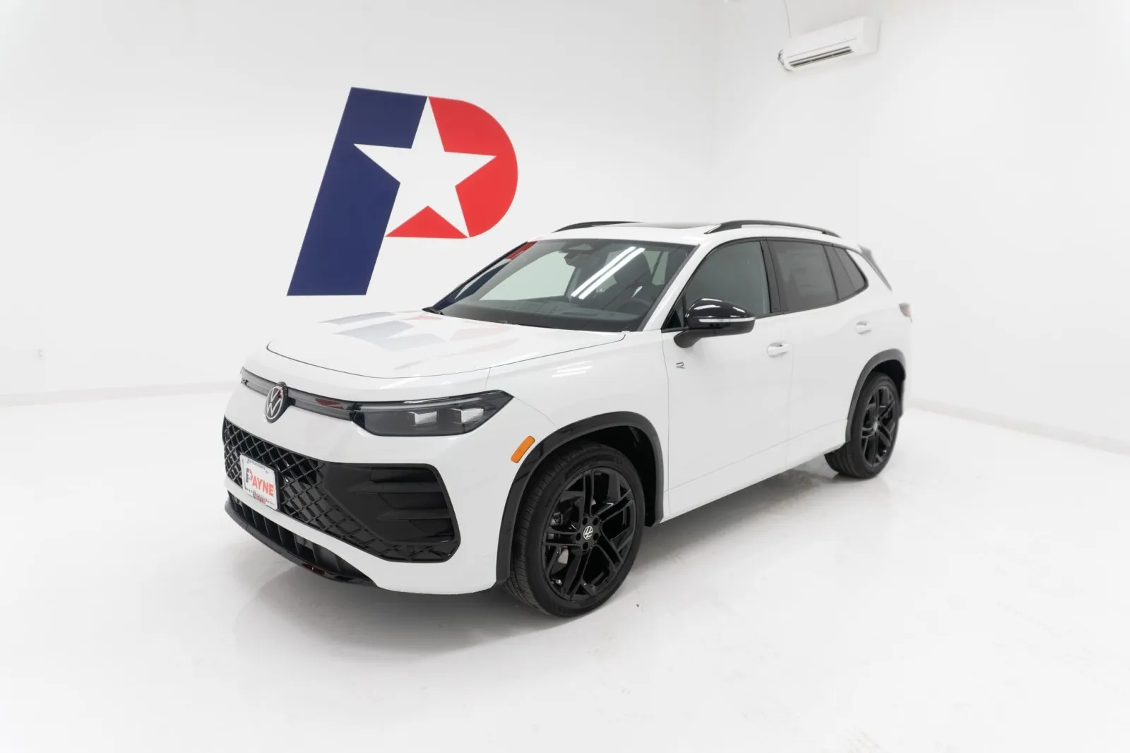 2027 Volkswagen Tiguan SE R-Line Black