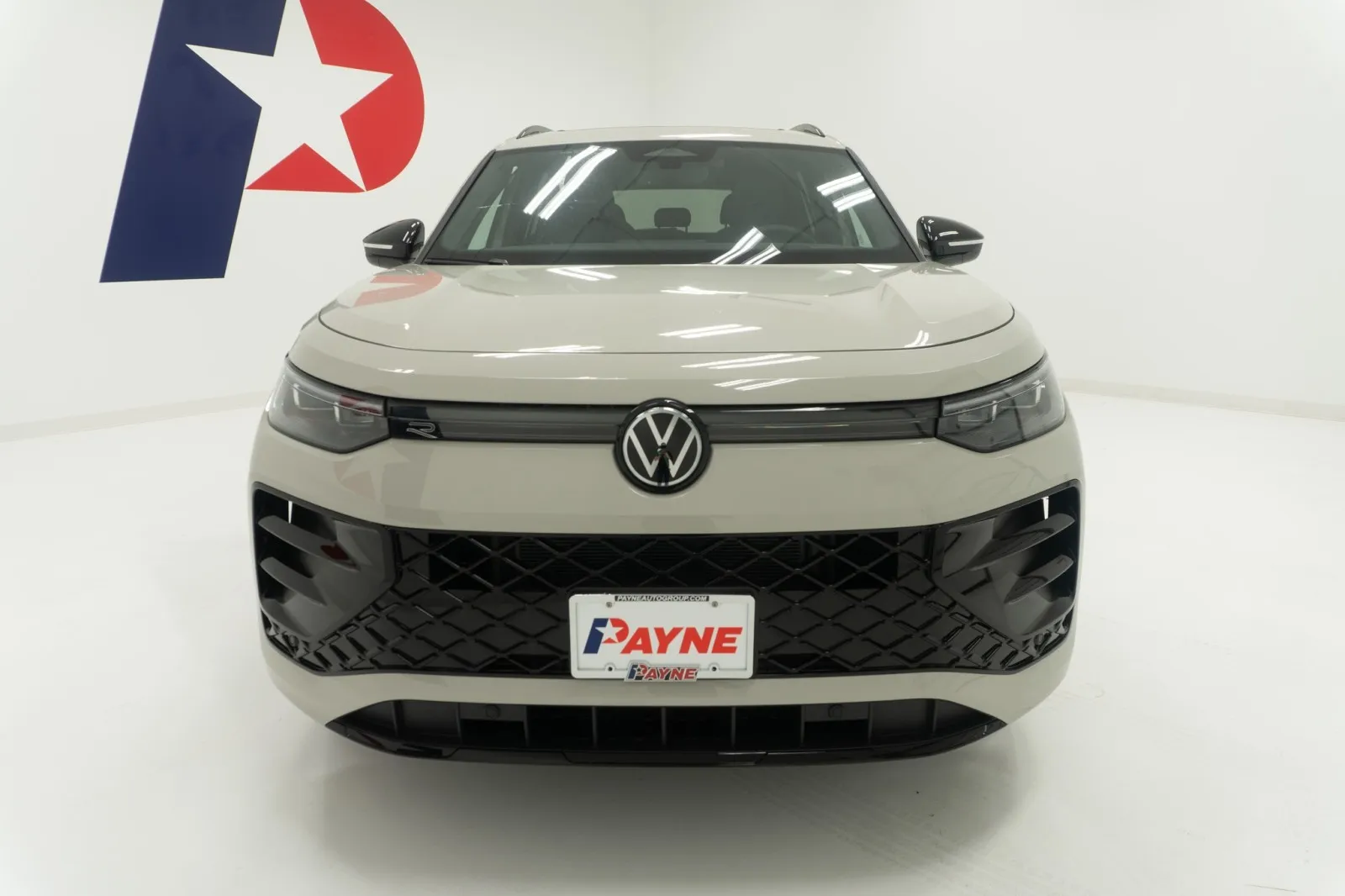 2026 Volkswagen Tiguan SE R-Line Black 2026 Volkswagen Tiguan SE R-Line Black