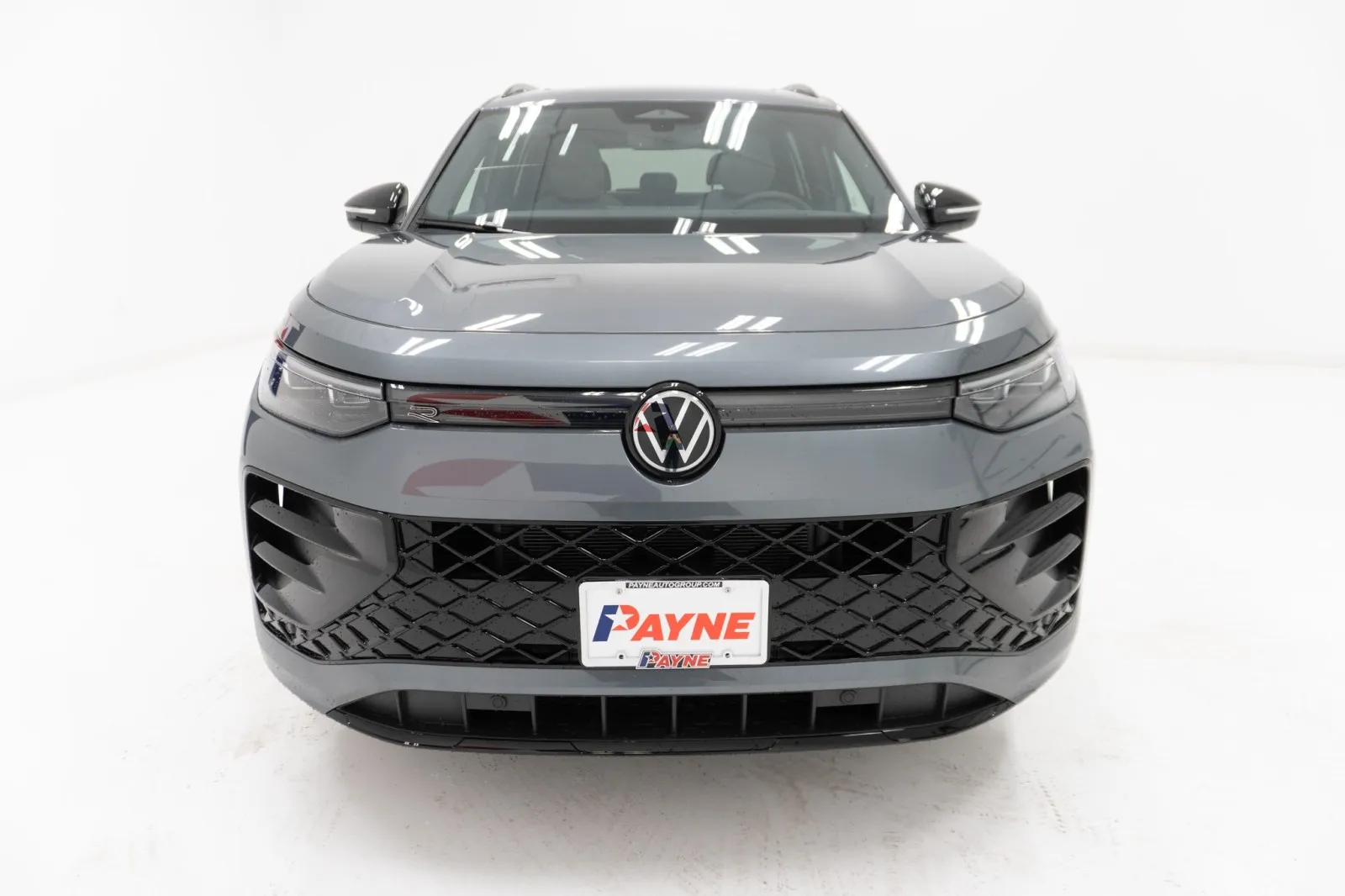 2026 Volkswagen Tiguan SE R-Line Black 2026 Volkswagen Tiguan SE R-Line Black