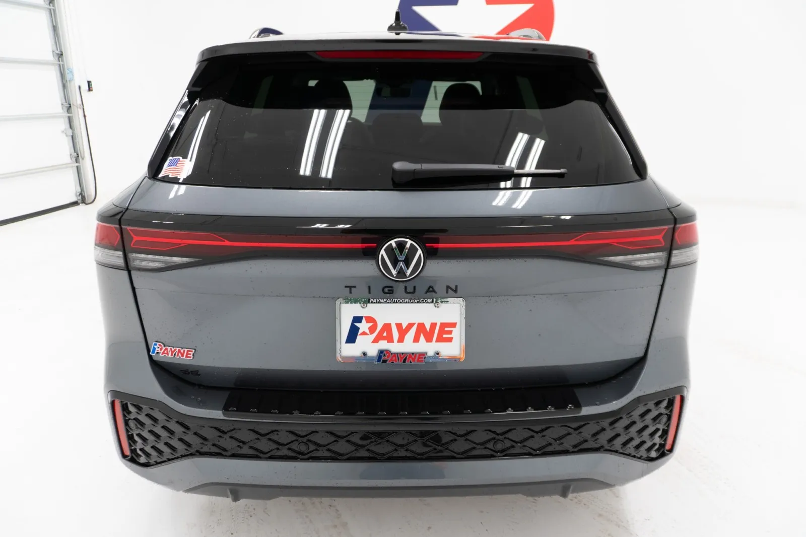 2026 Volkswagen Tiguan SE R-Line Black 2026 Volkswagen Tiguan SE R-Line Black