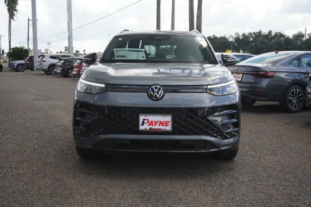 2026 Volkswagen Tiguan SE R-Line Black 2026 Volkswagen Tiguan SE R-Line Black