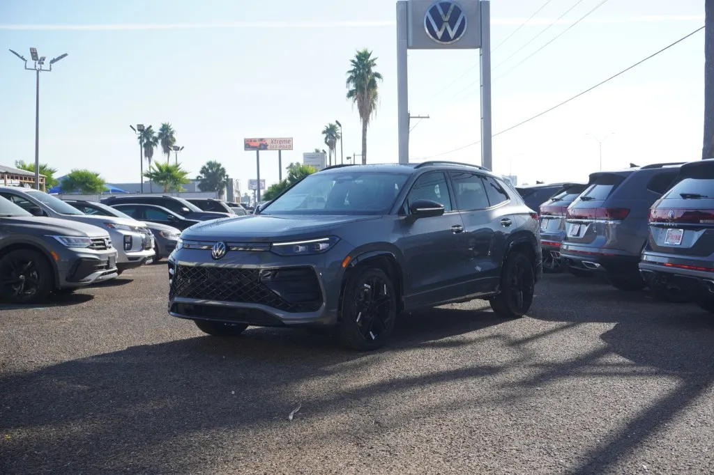 2026 Volkswagen Tiguan SE R-Line Black 2026 Volkswagen Tiguan SE R-Line Black