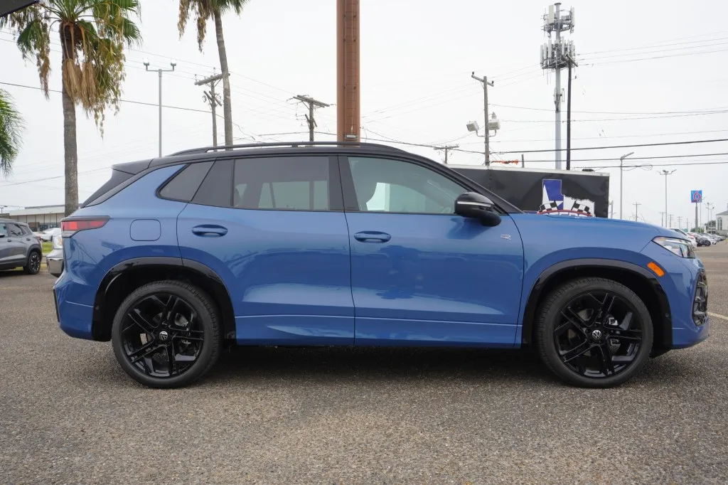 2026 Volkswagen Tiguan SE R-Line Black 2026 Volkswagen Tiguan SE R-Line Black