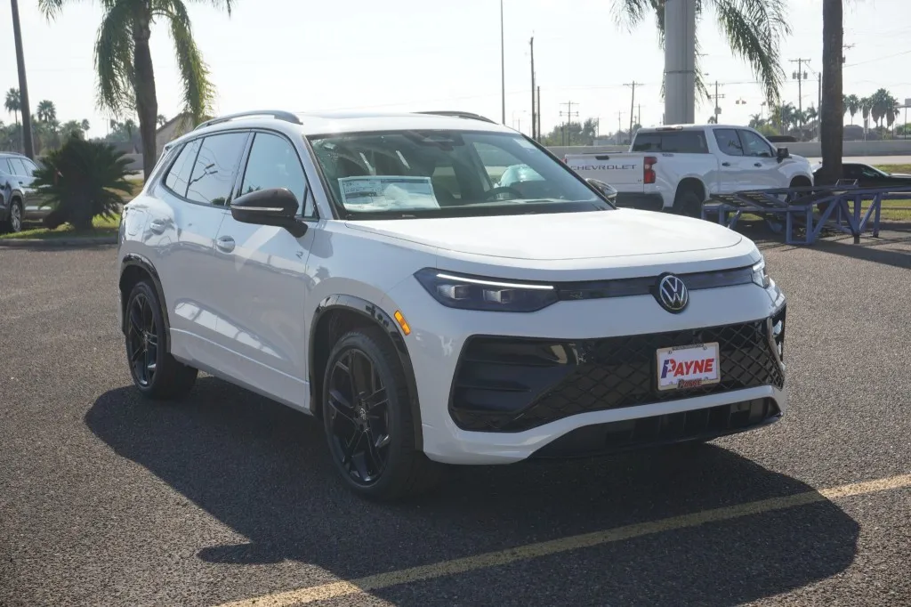 2026 Volkswagen Tiguan SE R-Line Black