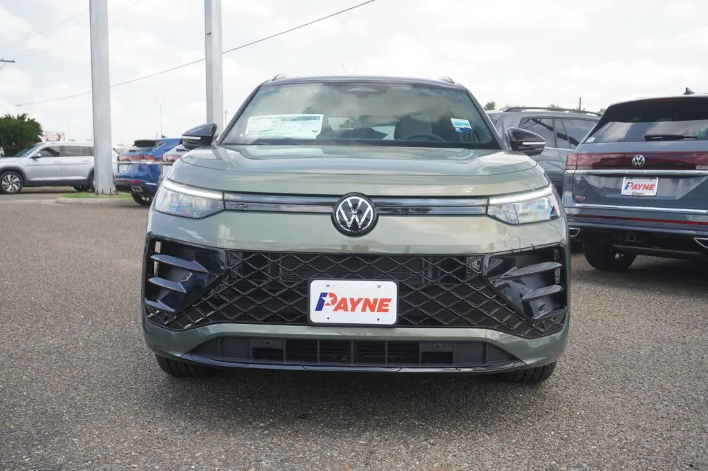 2026 Volkswagen Tiguan SE R-Line Black 2026 Volkswagen Tiguan SE R-Line Black