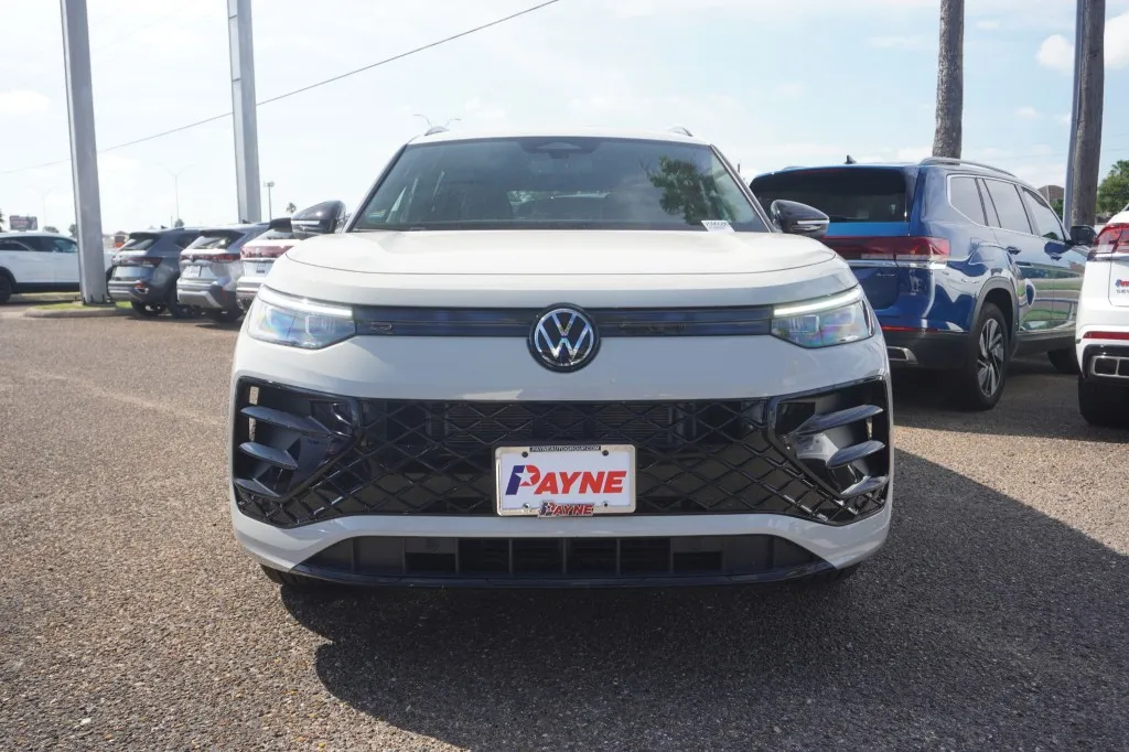 2026 Volkswagen Tiguan SE R-Line Black 2026 Volkswagen Tiguan SE R-Line Black