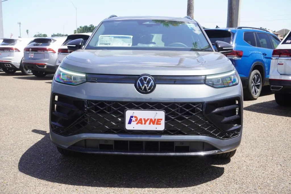 2026 Volkswagen Tiguan SE R-Line Black 2026 Volkswagen Tiguan SE R-Line Black