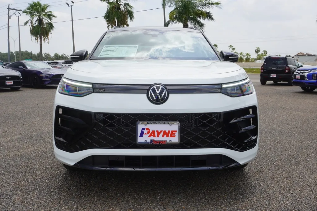 2026 Volkswagen Tiguan SE R-Line Black