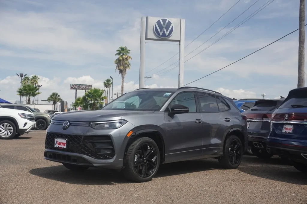 2026 Volkswagen Tiguan SE R-Line Black