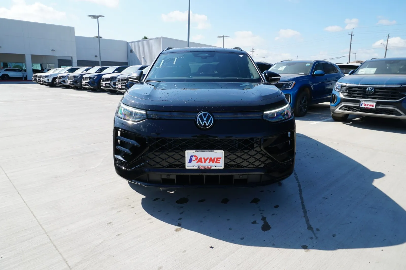2026 Volkswagen Tiguan SE R-Line Black