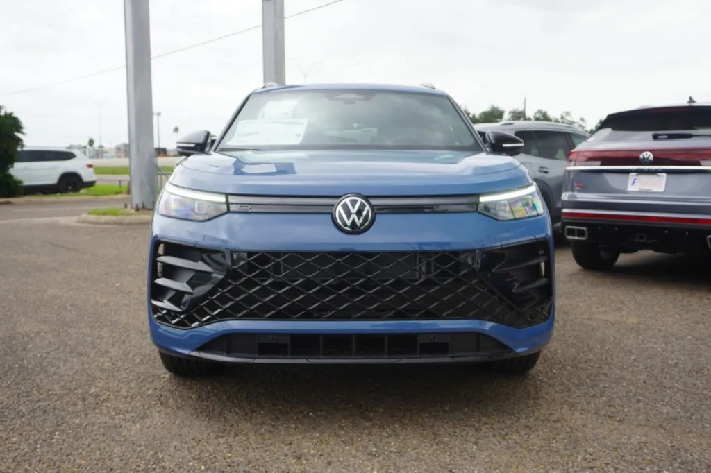 2026 Volkswagen Tiguan SE R-Line Black 2026 Volkswagen Tiguan SE R-Line Black
