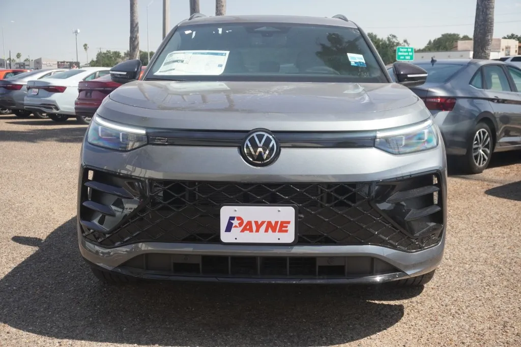 2026 Volkswagen Tiguan SE R-Line Black