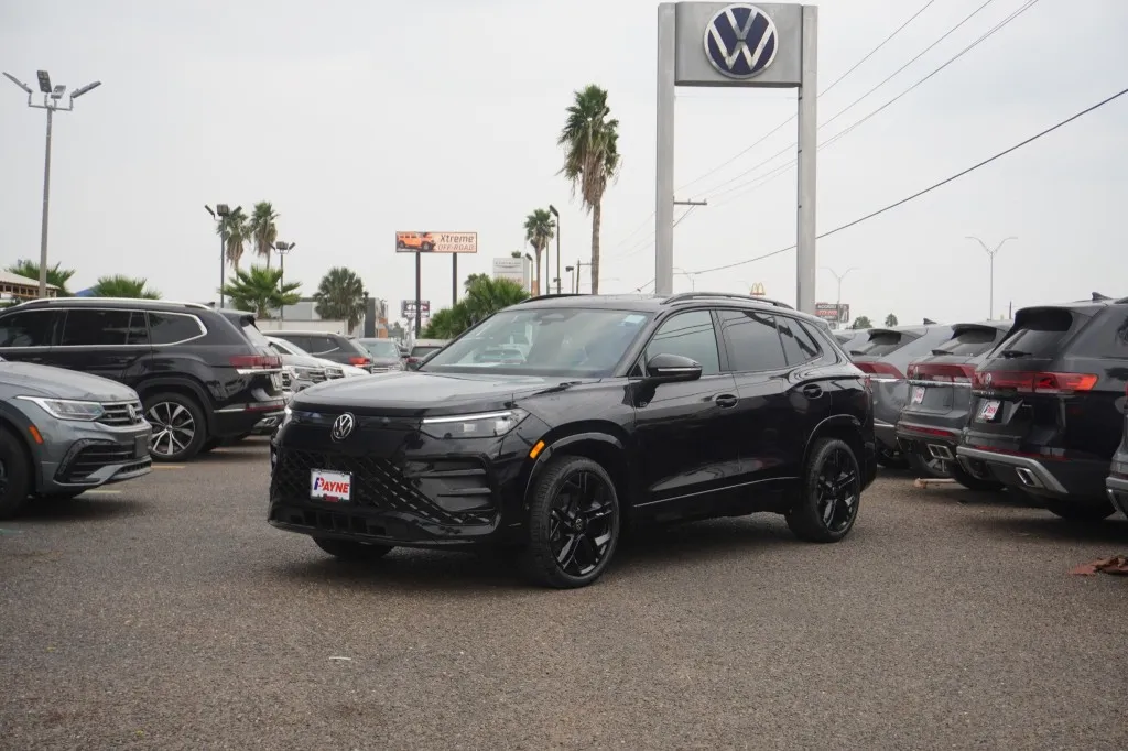 2026 Volkswagen Tiguan SE R-Line Black