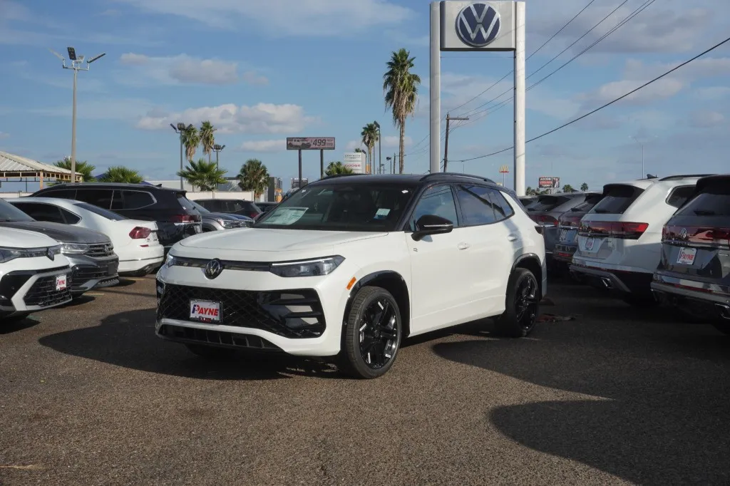 2026 Volkswagen Tiguan SE R-Line Black