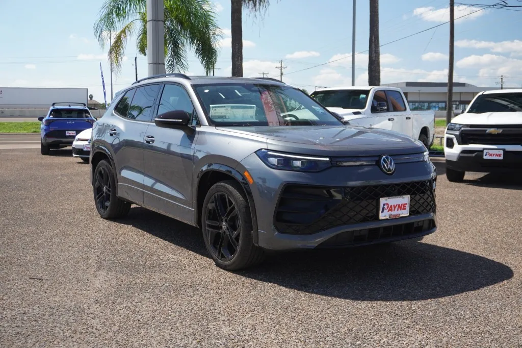 2026 Volkswagen Tiguan SE R-Line Black 2026 Volkswagen Tiguan SE R-Line Black
