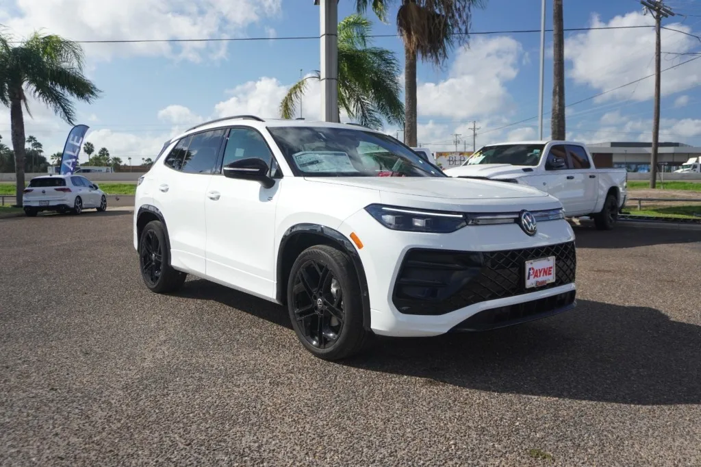 2026 Volkswagen Tiguan SE R-Line Black